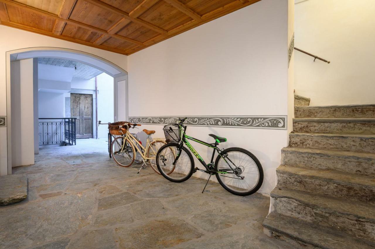 B&B Antica Residenza Centro Storico Tirano Εξωτερικό φωτογραφία