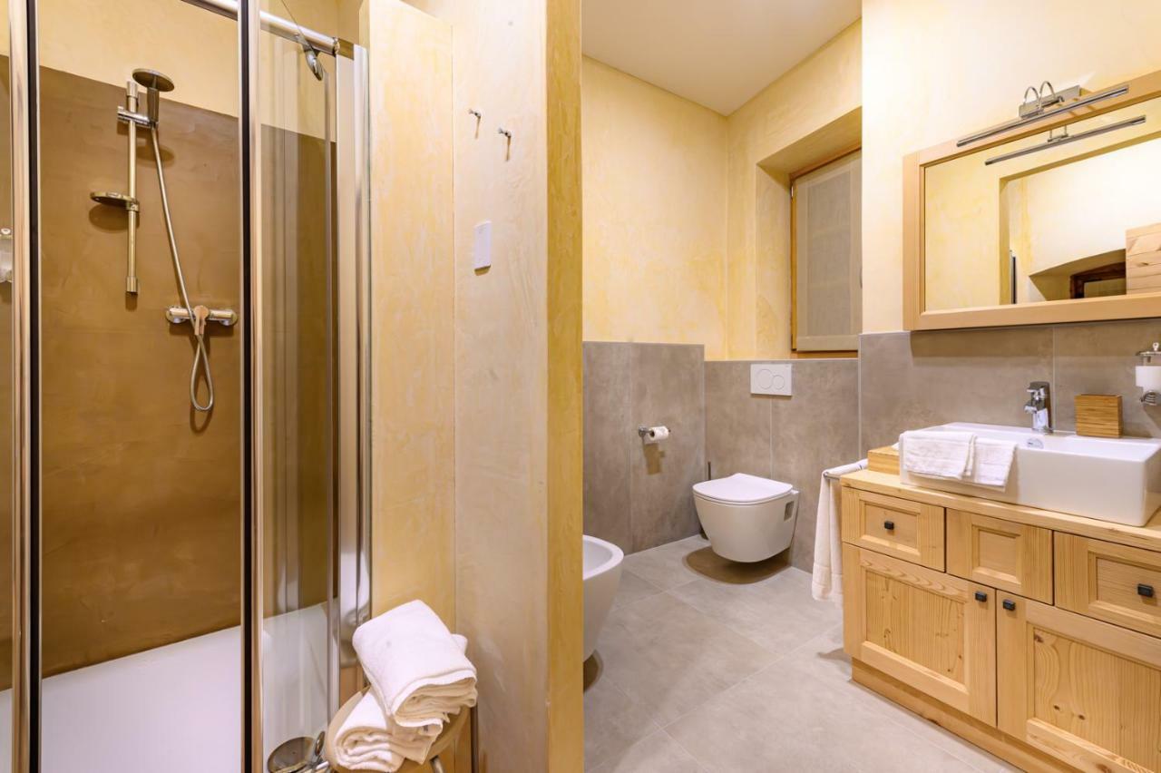 B&B Antica Residenza Centro Storico Tirano Εξωτερικό φωτογραφία